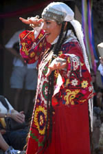 Rosa Rojas, Cenral Asian Dance