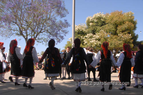 Greek Traditional Dance (May 28, 2012) - by QH