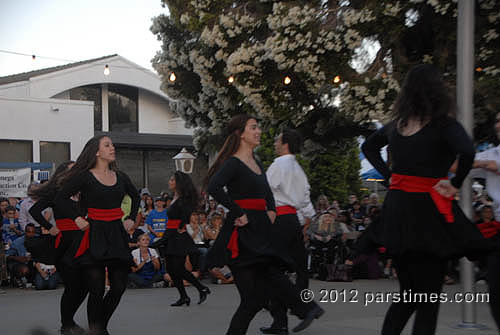 Orpheus Dancers (May 28, 2012) - by QH