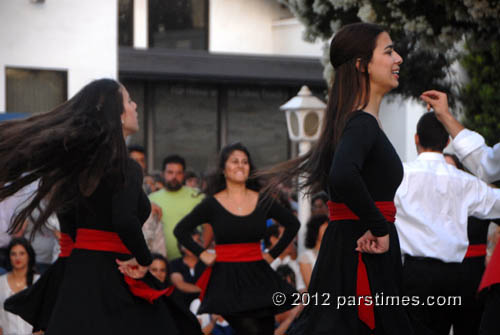 Orpheus Dancers (May 28, 2012) - by QH