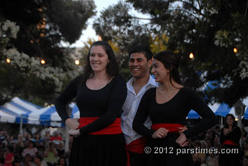 Orpheus Dancers (May 28, 2012) - by QH