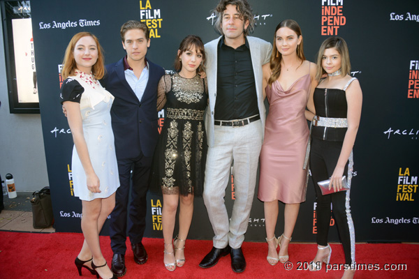 Haley Ramm, Dylan Sprouse, Hannah Marks, Benjamin Kasulke, Liana Liberato, and Addison Riecke