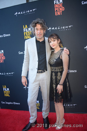 Benjamin Kasulke and Hannah Marks