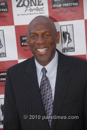 Harlem Children's Zone CEO Geoffrey Canada LA (June 21, 2010) - by QH