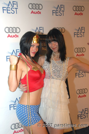 Jennifer Gerht; Lindsay Zir - AFI Fest (November 2, 2007)- by QH