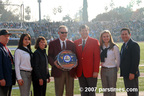 CL Keedy Tournament President & Rose Parade Princesses (December 30, 2007) - by QH