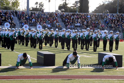 North Japan Green Band (December 30, 2010) - by QH