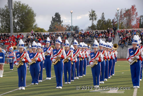 Morgantown HS Red & Blue Marching Band -  Morgantown, WV (December 30, 2012) - by QH