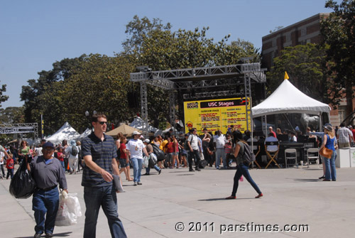 LA Times Book Fair - USC (April 30) - by QH