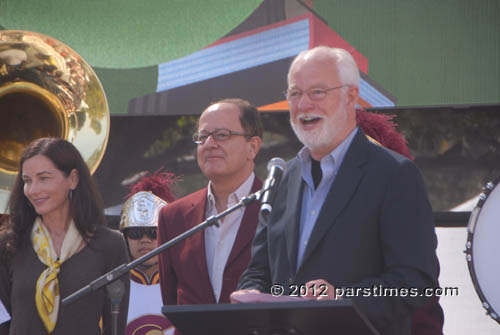 Kathy Thomson, C. L. Max Nikias, Eddy Hartenstein - USC (April 21, 2012) - by QH