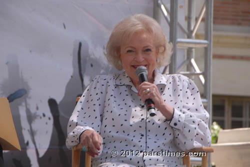 Betty White - USC (April 22, 2012) - by QH