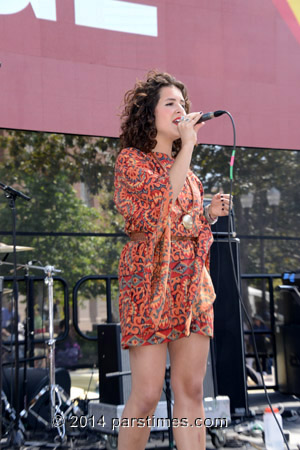 Sophie Dimitroff - USC Stage (April 12, 2014) - by QH