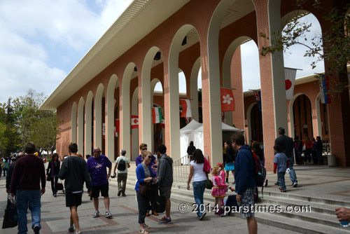 LA Times Festival of Books  - USC (April 13, 2014) - by QH