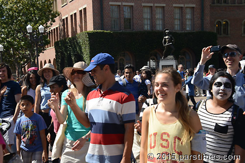 People watching the concert - USC (April 19, 2015) - by QH