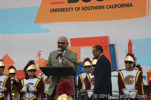 LA Times Editor-in-Chief and Publisher Davan Maharaj - USC (April 9, 2016) - by QH