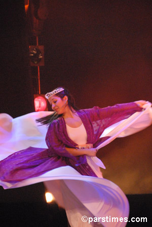 Djanbazian Dance Company - Dorothy Chandler Pavilion - by QH