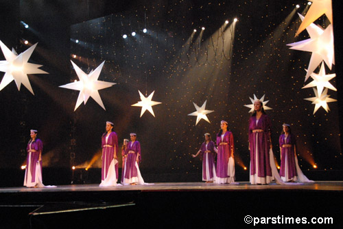 Djanbazian Dance Company  - Dorothy Chandler Pavilion (December 24, 2006) - by QH