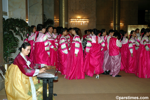 Holiday Celebration - Dorothy Chandler Pavilion (December 24, 2005) - by QH