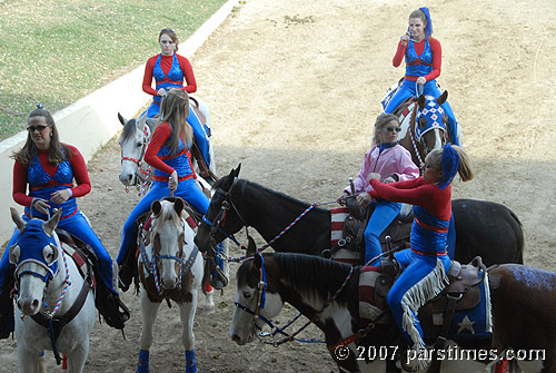 All American Cowgirl Chicks  (December 29, 2007) - by QH