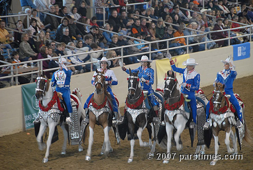 Long Beach Mounted Police  (December 29, 2007) - by QH