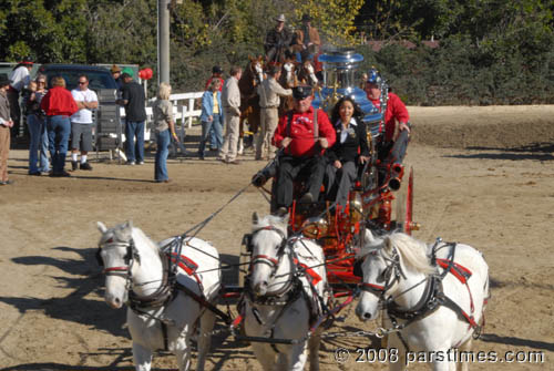 Rose Queen Courtney Lee - Burbank (December 28, 2008) - by QH