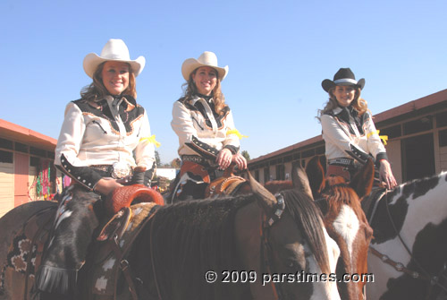 Cowgirls Historical Foundation Rider - Burbank (December 29, 2009) - by QH