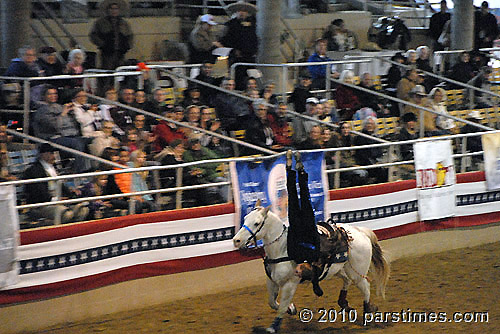 Cowgirl Chicks - Burbank (December 29, 2010) - by QH