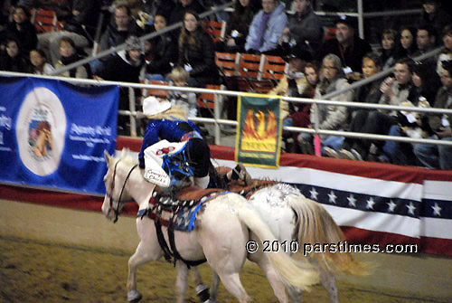 Cowgirl Chicks - Burbank (December 29, 2010) - by QH