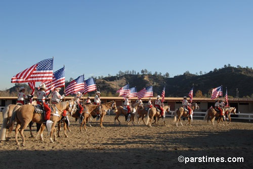 Long Beach Mounted Police - Equestfest, Burbank  (December 29, 2006) - by QH