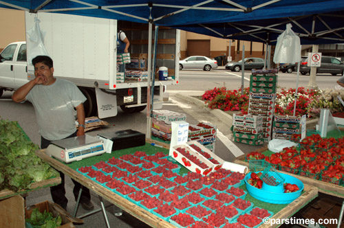 Farmers Market,  Studio City - by QH (June 11, 2006) - by QH