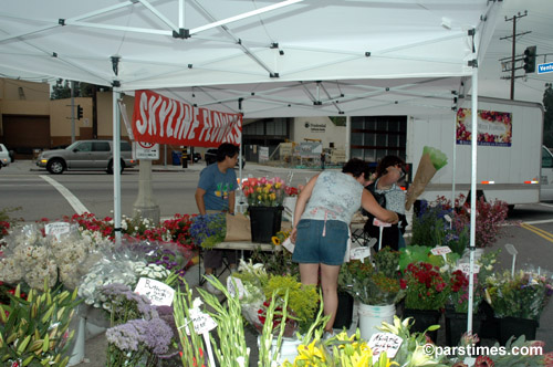 Farmers Market,  Studio City - by QH (June 11, 2006) - by QH