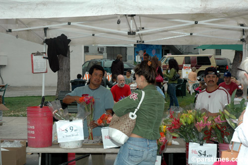 Farmers Market,  Studio City - by QH (June 11, 2006) - by QH