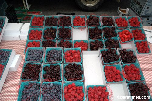 Farmers Market, Studio City - by QH