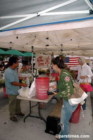 Farmers Market, Studio City - by QH