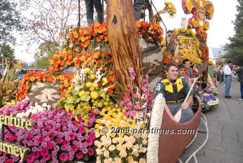 Float Decorations - Pasadena (December 31, 2009) - by QH