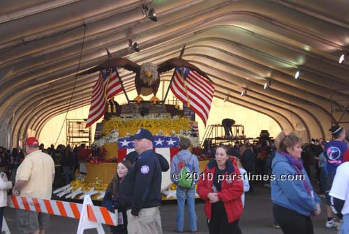 Float Decorations - Pasadena (December 31, 2010) - by QH