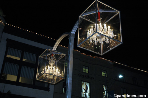 Baccarat Chandelier Light Up Rodeo Drive - December 3, 2005 - by QH