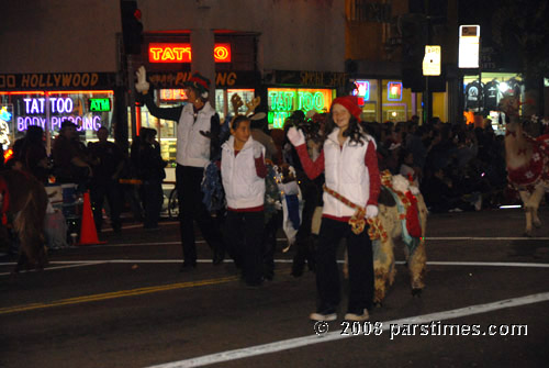 Christmas Parade - Hollywood (November 30, 2008) by QH