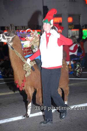 Christmas Parade - Hollywood (November 30, 2008) by QH