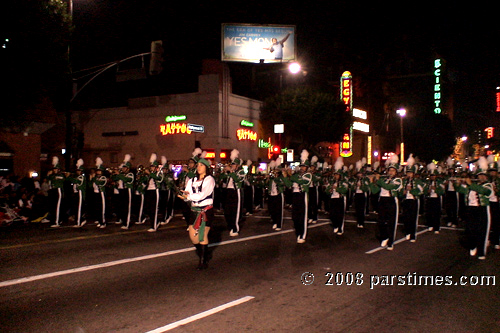 Christmas Parade - Hollywood (November 30, 2008) by QH