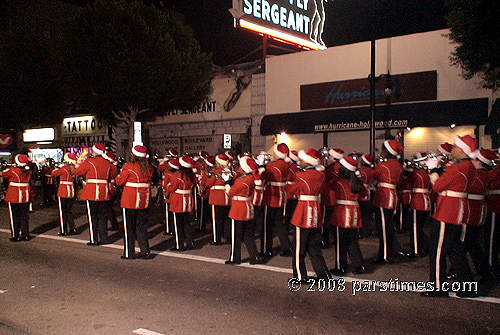 Christmas Parade - Hollywood (November 30, 2008) by QH