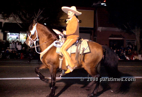 Christmas Parade - Hollywood (November 30, 2008) by QH