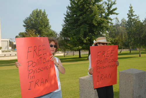 Human Rights Demonstration - Westwood (July 16, 2006) - by QH