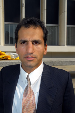 Gholamreza Mohajerinejad (Alliance of Iranian Students) - Westwood (July 16, 2006) - by QH