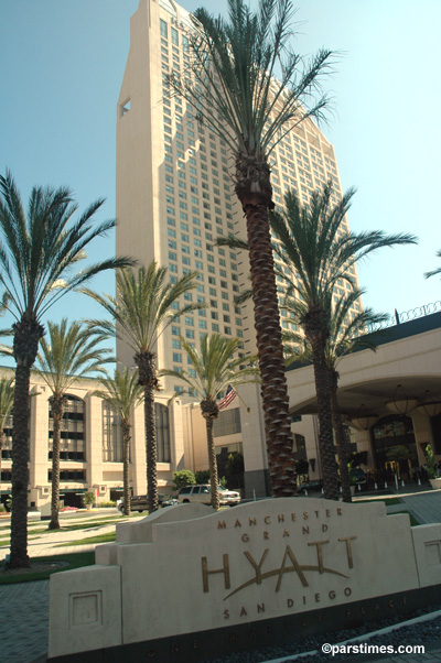 Hyatt, Manchester, San Diego - September 4, 2005 - by QH