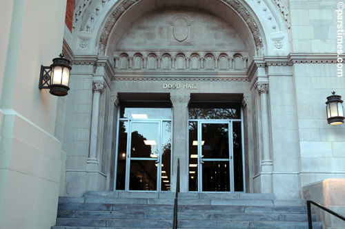 Dodd Hall - UCLA (January 22, 2006) - by QH