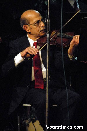 Kan Zaman Concert (December 09, 2006) - by QH