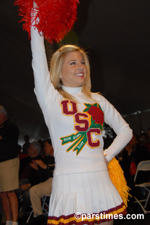 USC Cheerleaders - Pasadena (December 31, 2006) - by QH