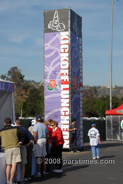 Rose Bowl Kickoff - Pasadena (December 31, 2008) - by QH