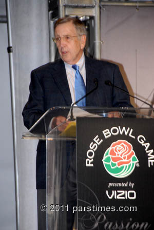 Brent Musburger - Pasadena (January 1, 2012)